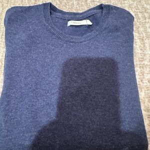 Crew neck sweater color blue size 10